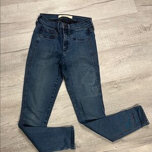 GAP Dark Blue Women's Skinny Jeans easy legging inseam 26